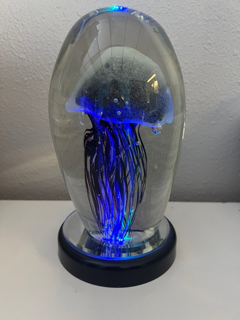 Jellyfish Glass colored with light Decorative Sculpture